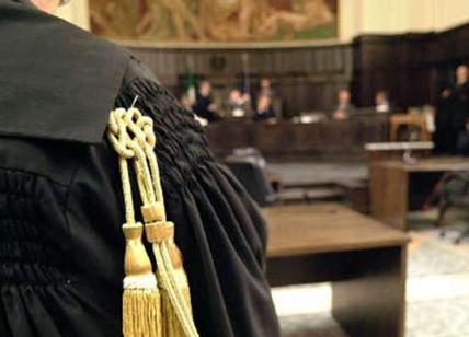Giustizia italiana uccisa dalle cazzate. Altro che abolire la prescrizione
