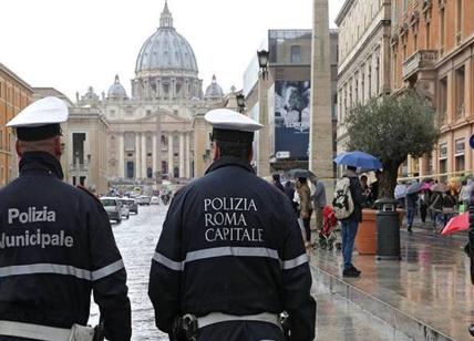 Polizia Locale dà l'ultimatum a Raggi: “Assunzioni subito o paralizziamo Roma”