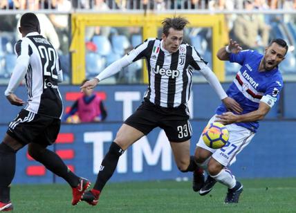 Juventus: Bernardeschi ko. Douglas Costa si ferma. Juventus news infortuni