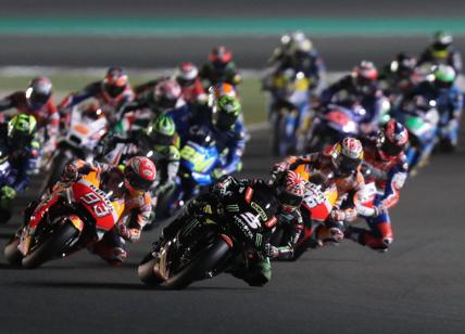 MotoGp, Dovizioso vince in Qatar. Marquez secondo, Rossi terzo