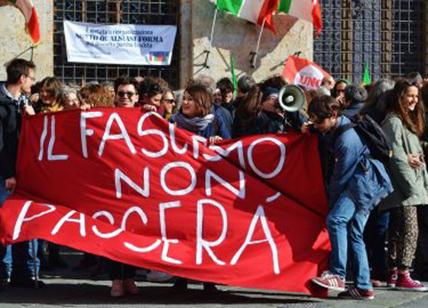 CasaPound: oltre un migliaio a presidio antifascista a Sesto