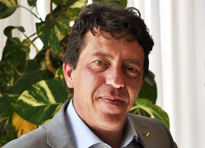 Maurizio Buccarella ape 2