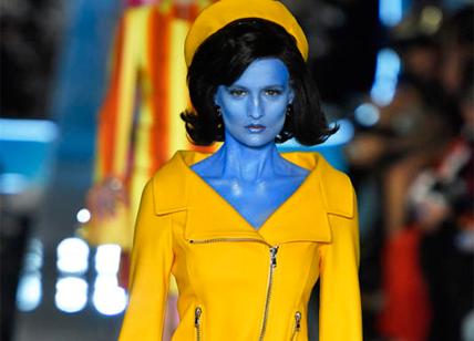 Milano Fashion Week, Moschino detta la tendenza: a tutto colore. FOTO