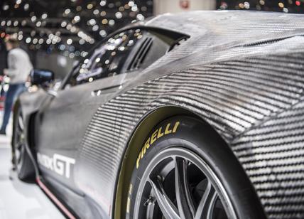 Ginevra 2018, le Super car vestono Pirelli
