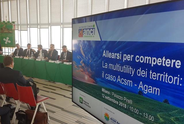 Un momento del convegno “Allearsi per competere. La multiutility dei territori: il caso ACSM-AGAM”, al Pirellone. Un momento del convegno “Allearsi per competere. La multiutility dei territori: il caso ACSM-AGAM”, al Pirellone.