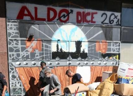 Via Oglio, gli attivisti di "Aldo dice" lasciano la palazzina