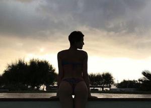 Alice Sabatini, vacanza bollente col fidanzato. Casalegno topless..GALLERY VIP