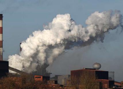 ArcelorMittal ha perso mezzo miliardo. I veri motivi della fuga da Taranto
