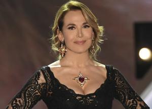 Barbara D'Urso regina della tv. Chi è la donna che ha stregato gli italiani