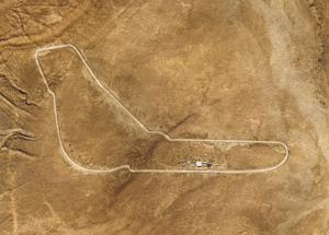Il circuito di Monza, riprodotto in scala 1:1 nel deserto del Sahara