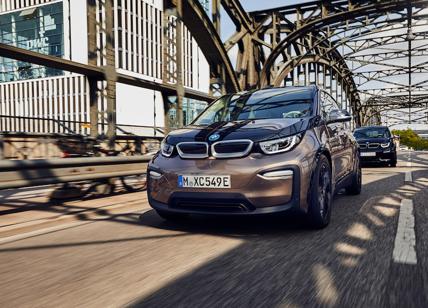 BMW i3 e i3s 260 km di autonomia con le nuove batterie
