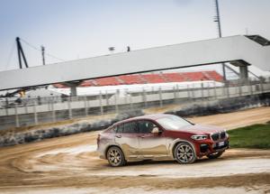 Nuova BMW X4, il SAV coupè dal carattere sportivo