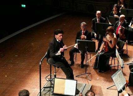 'MusicaLex', il concerto diretto da Ezio Bosso al Petruzzelli di Bari