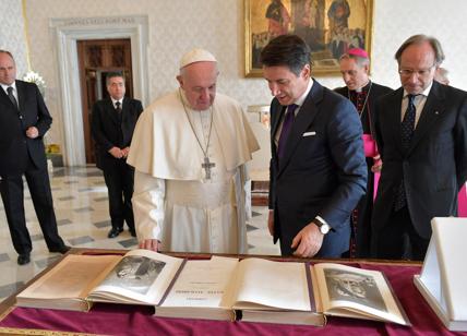 Governo, Conte: toccante incontro con Papa Francesco
