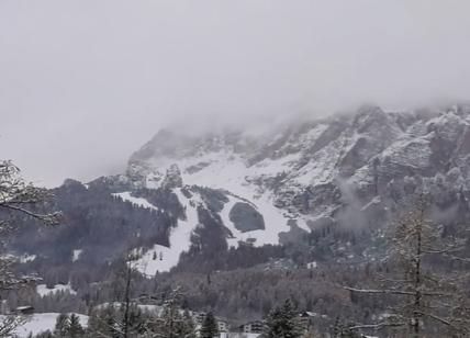 Cortina è arrivata la prima neve. Dal 30 novembre aprono i primi impianti
