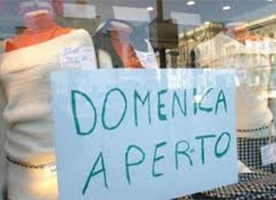 Domenica aperto ape