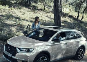 DS 7 crossback E-Tense 4x4, il lusso diventa elettrico