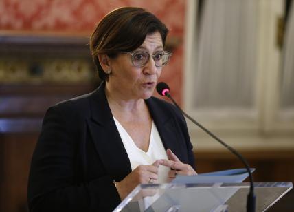 Tifosi Lazio, ministro Trenta: “Più duri con chi attacca le forze dell’ordine”
