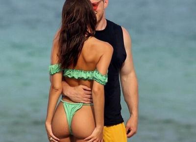 Emily Ratajkowski lato b ape