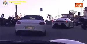 Evasore totale con collezione d'auto storiche video