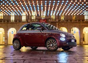 Fiat sfila tra le "Luci d’Artista"