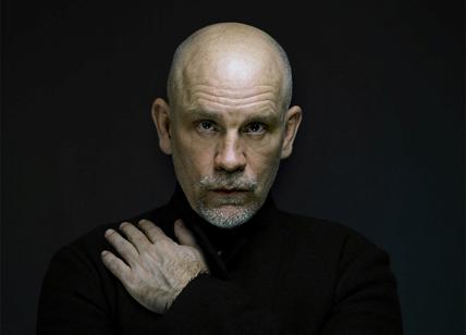 THE NEW POPE, JOHN MALKOVICH si unisce a JUDE LAW