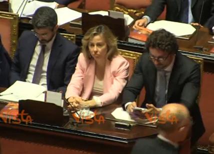 Governo Conte look "a colori" per i ministri: viola, rosa e... FOTO VIDEO