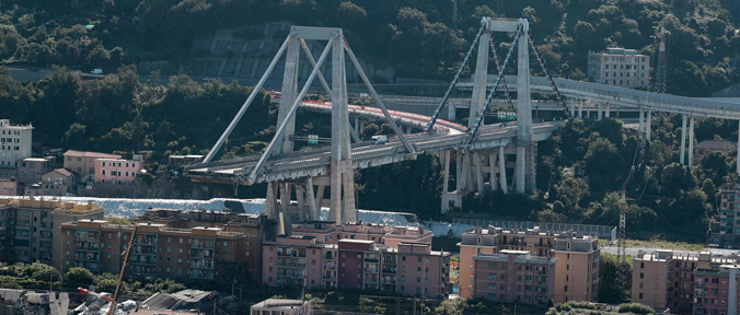 Non solo Genova, in Italia cadono 20 ponti ogni anno E in centinaia sono a rischio. La mappa da Nord a Sud