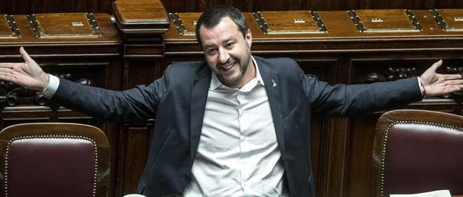 Salvini apre la crisi: "Subito in Parlamento, non c’è più una maggioranza"