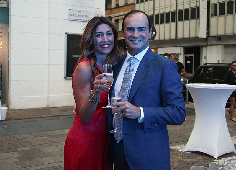 Palinsesti Discovery 2018 ape Alessandro Araimo, AD Discovery Italia con la moglie Rossella