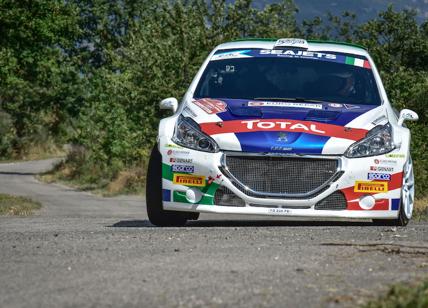 36° RALLY DUE VALLI: Andreucci e la sua Peugeot in lotta per il titolo