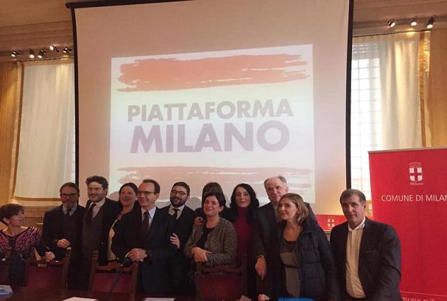 Piattaforma Milano (foto: Deborah Giovanati via facebook) Piattaforma Milano (foto: Deborah Giovanati via facebook)