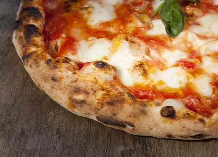 Coronavirus: Roma vieta la pizza margherita. Dal fornaio solo bianca e rossa