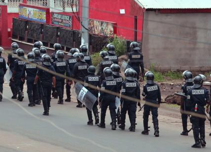 Camerun, sequestro lampo di 12 ostaggi: è giallo sul blitz