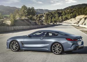 Nuova BMW Serie 8 Coupé: un concentrato di lusso e tecnologia