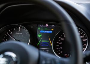 Nissan Qashqai,, con la tecnologia ProPILOT il SUV diventa intelligente