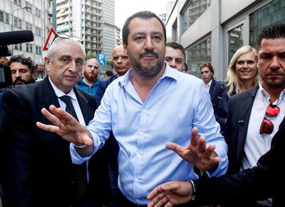 Salvini ape 2