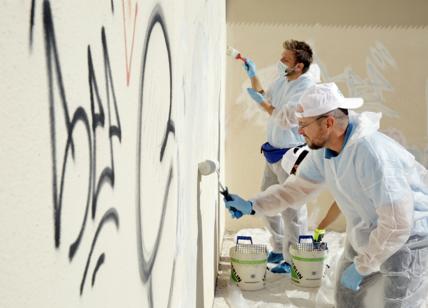 Samsung, i dipendenti volontari riqualificano la scuola Aldo Fabrizi di Roma