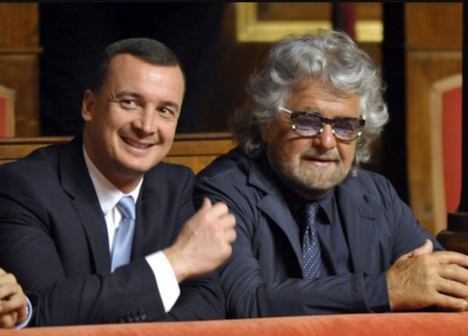 Governo Lega-M5S: 'aria stranamente tesa', Grillo cita Giorgio Gaber