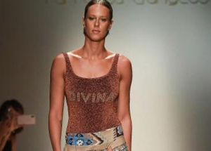 Federica Pellegrini super star alla Milano Fashion Week. E' lei la "Divina"