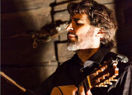 Il sogno di Matteo D'Agostino e la magia della chitarra flamenca