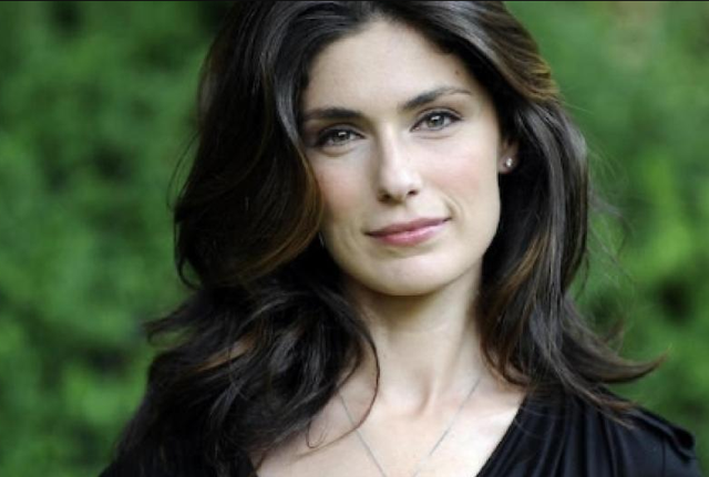 Anna Valle , protagonista de La Compagnia del Cigno su Rai1 Anna Valle , protagonista de La Compagnia del Cigno su Rai1