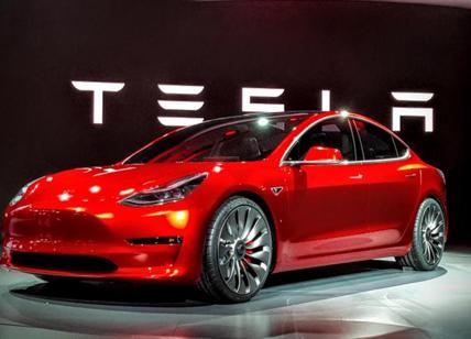 Tesla apre una gigafactory in Cina: svolta elettrica