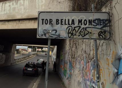 Tor Bella Monaca, spaccio è di casa: droga a fiumi. Salvini: “Tolleranza zero”