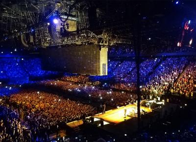 Tour U2 2