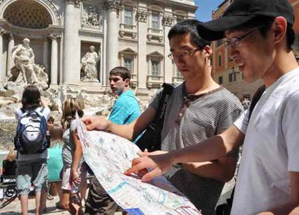 Turisti cinesi pazzi di Roma: arrivi +4%. Il Comune punta sul boom asiatico