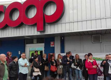 Unicoop Tirreno cede 8 supermercati. Rischiano il lavoro 270 dipendenti