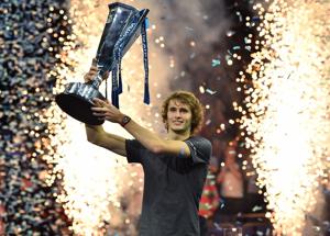 Zverev batte Djokovic: a 21 anni è il re delle Atp Finals 2018