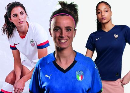 Tutti pazzi per il Mondiale femminile. La Top 10 delle maglie - FOTO Tutti pazzi per il Mondiale femminile. La Top 10 delle maglie - FOTO