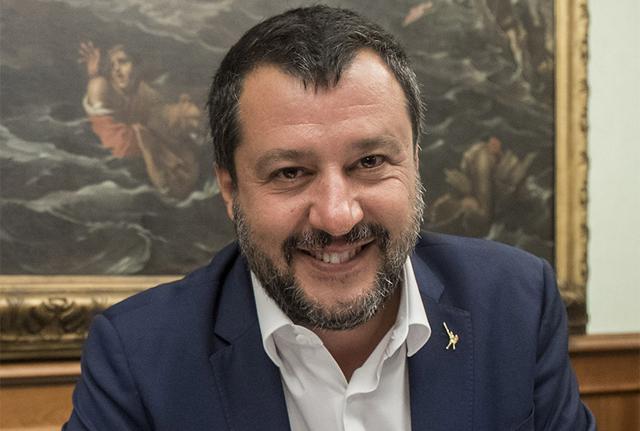 Governo, Salvini: "Tria contro la flat tax? Allora è fuori posto"